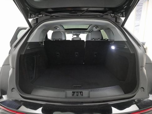 Used 2022 Lincoln Corsair AWD w/ Premium Package image 10