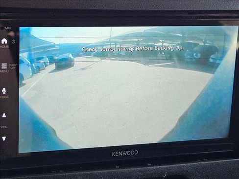 Used 2018 Jeep Wrangler Unlimited Sahara w/ Connectivity Group image 14