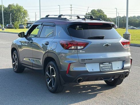 Used 2022 Chevrolet TrailBlazer RS w/ Sun and Liftgate Package AWD/4WD image 5