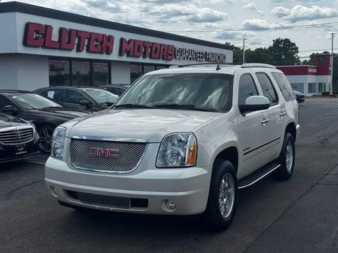 Used 2012 GMC Yukon Denali AWD/4WD image 1