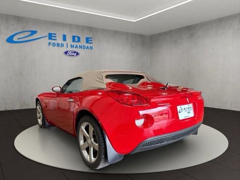 Used 2007 Pontiac Solstice Convertible w/ Premium Package RWD image 9