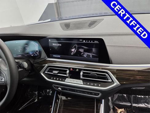 Used 2023 BMW X5 xDrive45e w/ Luxury Seating Package image 18