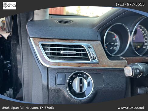 Used 2014 Mercedes-Benz E 350 Sedan image 23