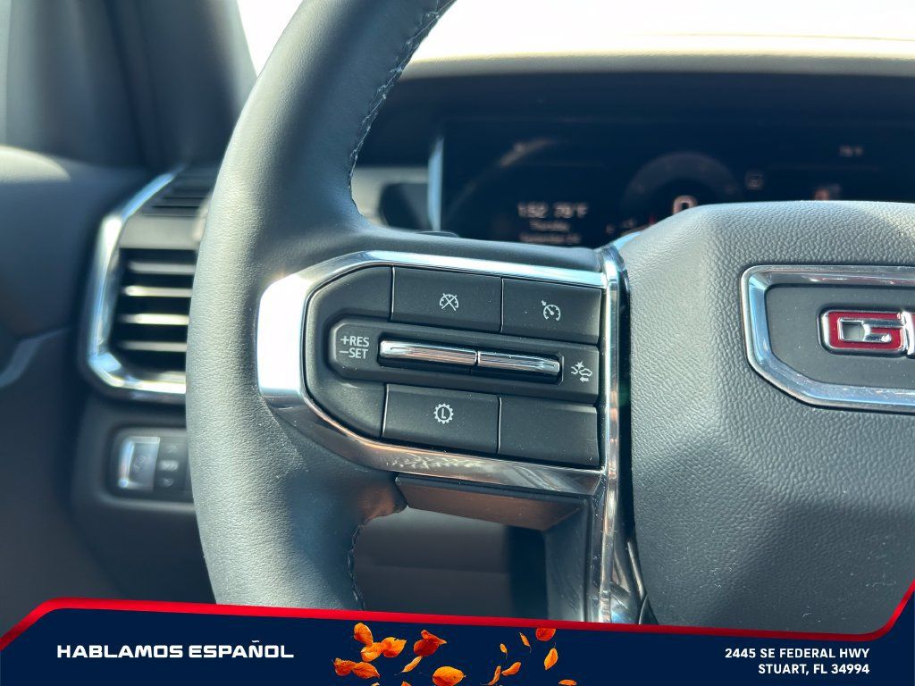 Used 2026 GMC Acadia Elevation w/ Elevation Premium Package FWD image 25