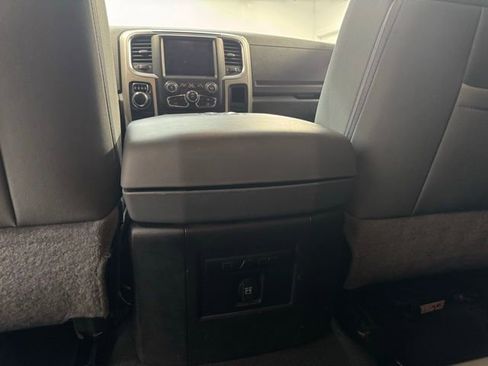 Used 2018 RAM 1500 Big Horn image 28
