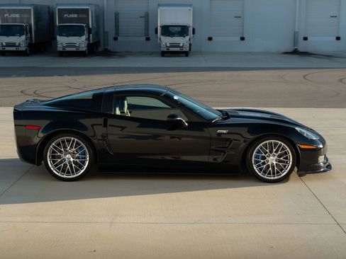 Used 2010 Chevrolet Corvette ZR1 w/ Preferred Equipment Group image 20