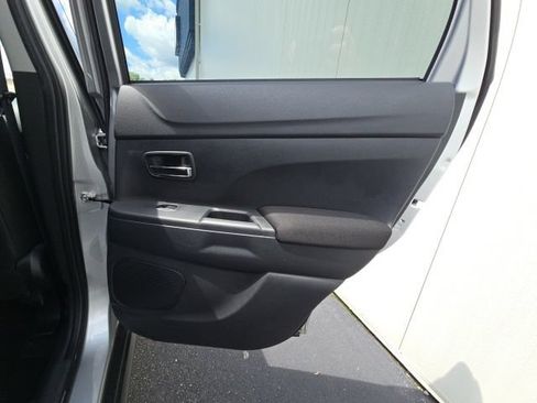 Used 2024 Mitsubishi Outlander Sport AWD image 19