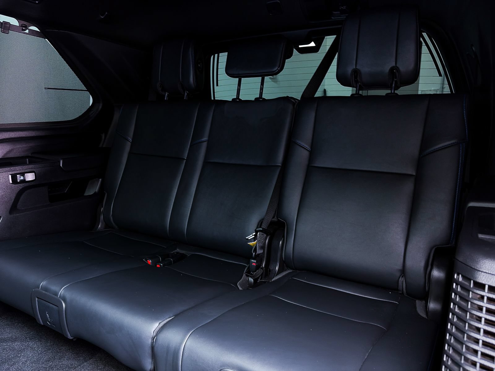 Used 2024 Toyota Sequoia Platinum AWD/4WD image 42