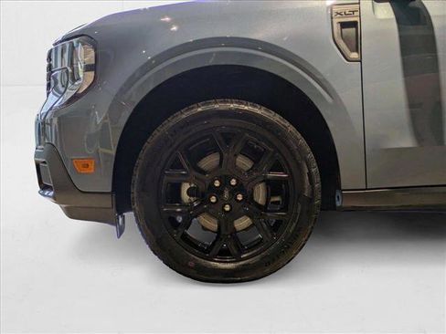 New 2025 Ford Maverick XLT w/ XLT Luxury Package image 10
