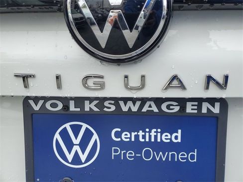 Used 2024 Volkswagen Atlas SE w/ Panoramic Sunroof Package image 7