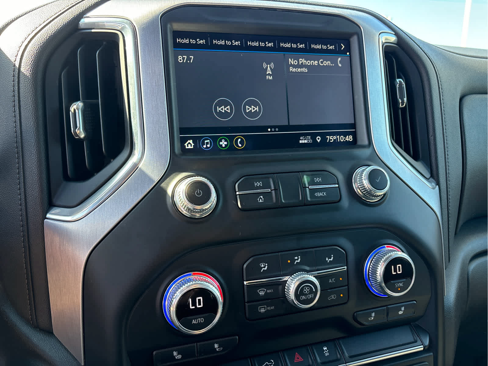 Used 2022 GMC Sierra 2500 SLE w/ SLE Convenience Package AWD/4WD image 11