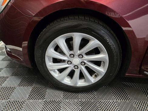 Used 2016 Buick LaCrosse FWD image 31
