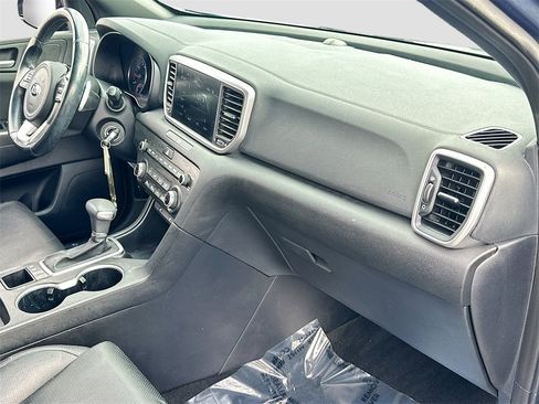 Certified 2022 Kia Sportage Nightfall Edition image 28