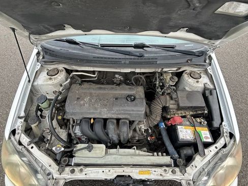 Used 2005 Toyota Corolla S image 8