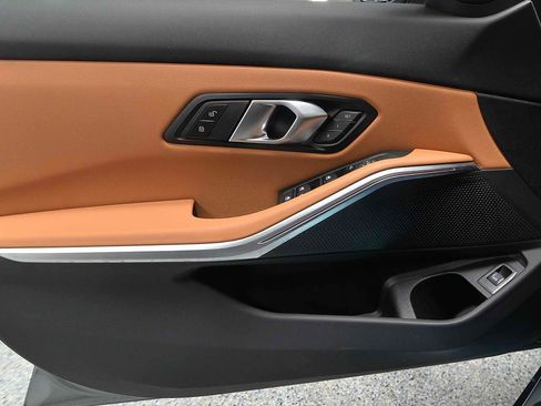 Used 2025 BMW 330i Sedan w/ Convenience Package image 6