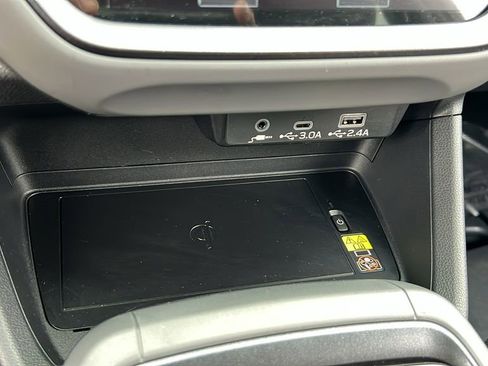 Certified 2025 Subaru Crosstrek 2.5i Sport w/ Crosstrek Mirror Package image 30