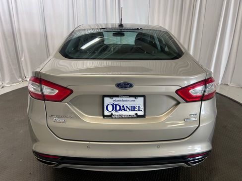 Used 2016 Ford Fusion SE w/ Equipment Group 202A FWD image 27