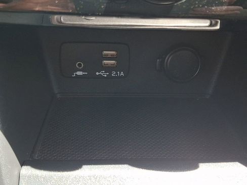 Used 2023 Subaru Forester Premium AWD/4WD image 27