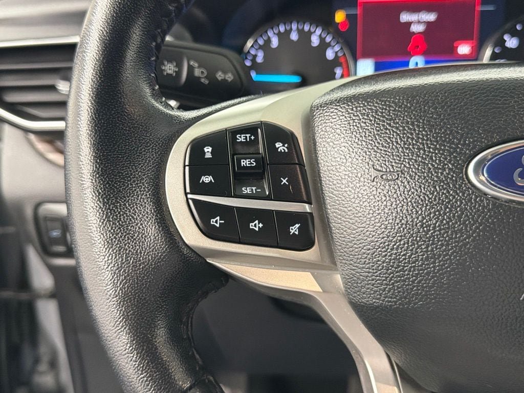 Used 2023 Ford Explorer Limited RWD image 26
