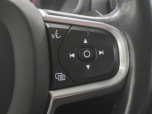 Used 2020 Volvo S60 T6 Momentum AWD/4WD image 16