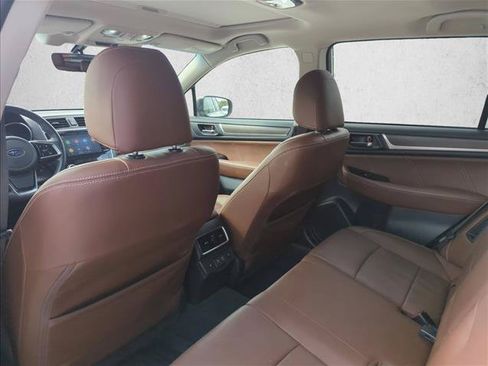 Used 2019 Subaru Outback 2.5i Touring AWD/4WD image 19