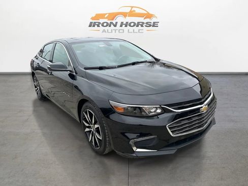 Used 2018 Chevrolet Malibu LT FWD image 3