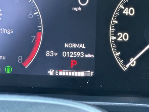 Used 2024 Honda HR-V LX image 23
