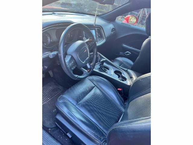 Used 2017 Dodge Challenger SXT Plus RWD image 5