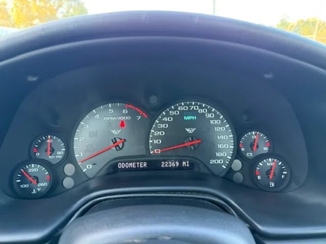 Used 2002 Chevrolet Corvette Convertible w/ Preferred Equipment Group2 RWD image 20
