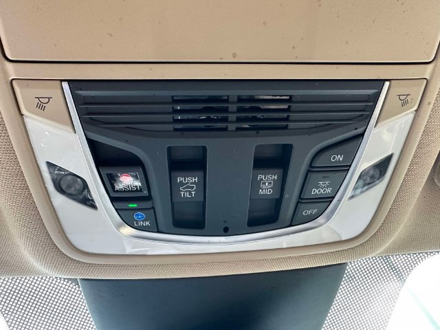 Certified 2023 Acura MDX w/ Technology Package AWD/4WD image 42