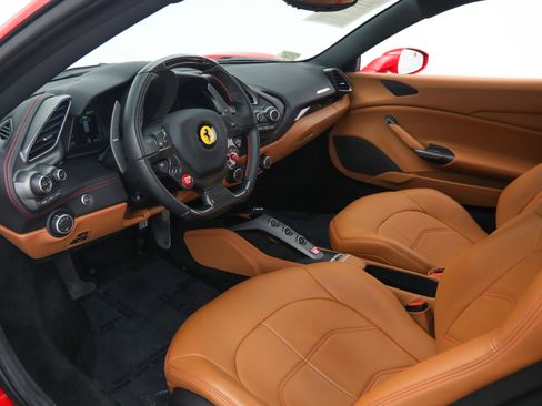 Certified 2019 Ferrari 488 GTB image 2