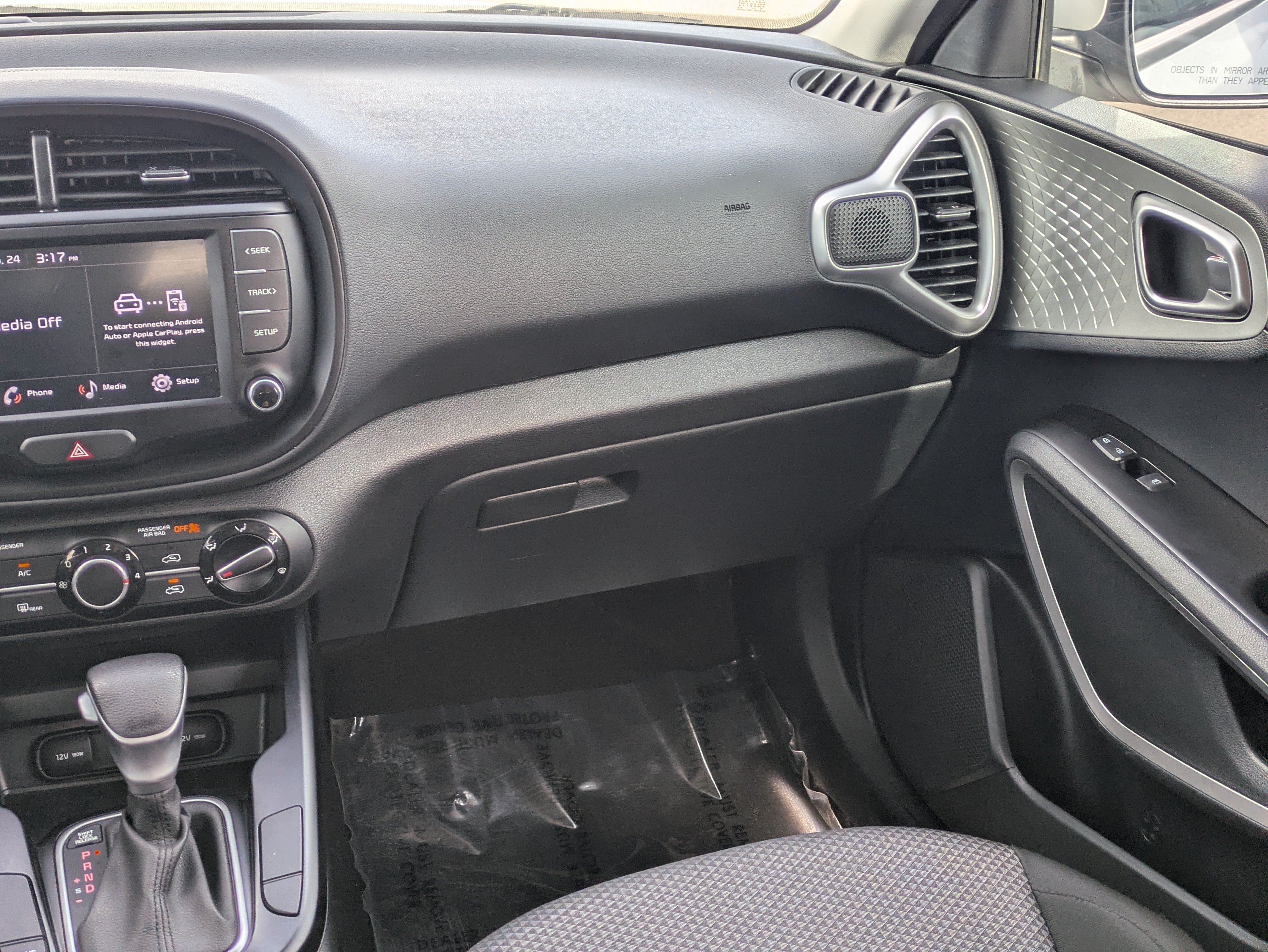 Used 2022 Kia Soul LX FWD image 17