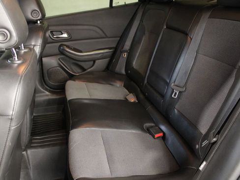 Used 2015 Chevrolet Malibu LT image 11