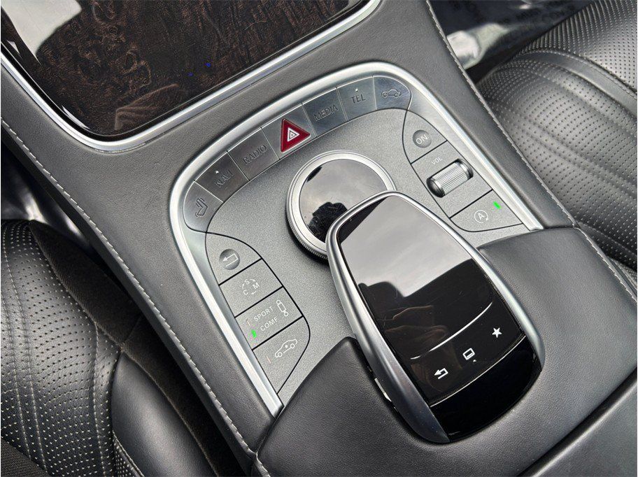 Used 2016 Mercedes-Benz S 63 AMG 4MATIC Sedan image 36