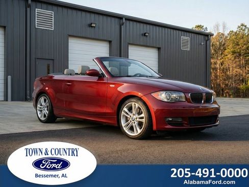 Used 2012 BMW 135i Convertible image 1