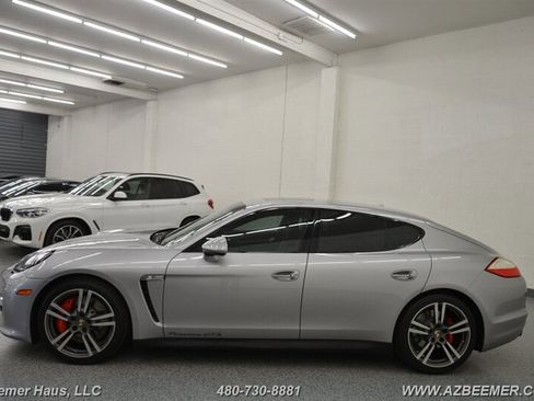 Used 2013 Porsche Panamera GTS image 4