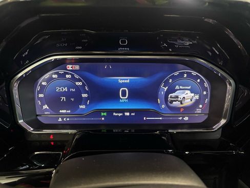 Used 2024 Chevrolet Silverado 1500 LT Trail Boss w/ Convenience Package II image 27