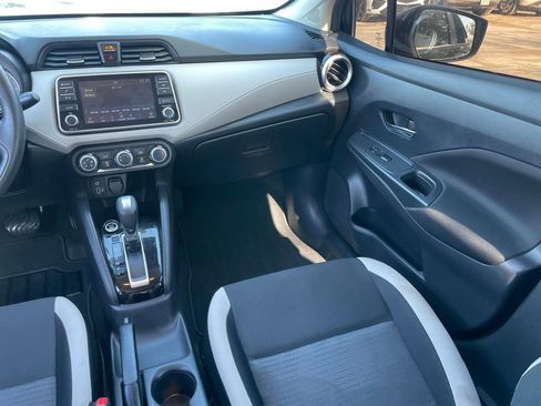 Certified 2022 Nissan Versa SV w/ Trunk Package image 11