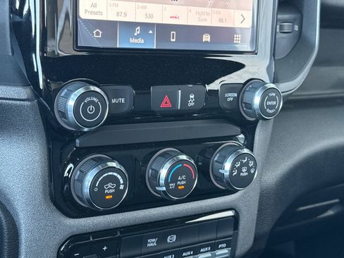 New 2026 RAM 3500 Tradesman AWD/4WD image 17