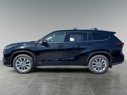New 2026 Toyota Highlander Limited AWD/4WD image 3