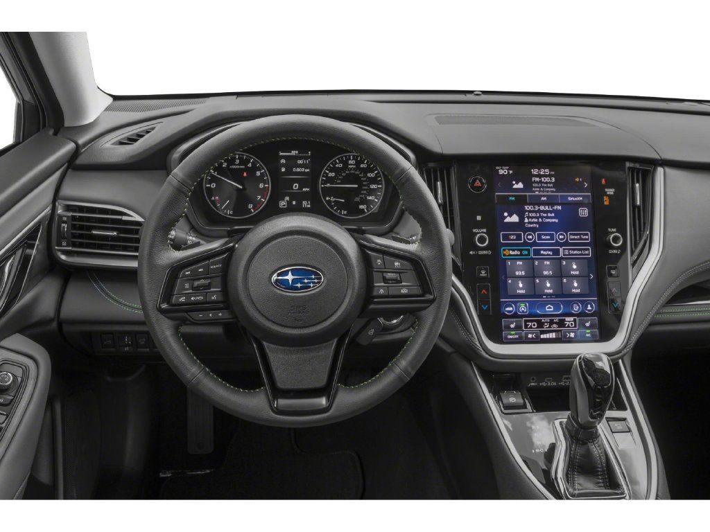 Used 2025 Subaru Outback Onyx Edition XT AWD/4WD image 4