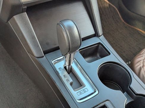 Used 2017 Subaru Outback 2.5i Touring w/ Popular Package #5A image 30