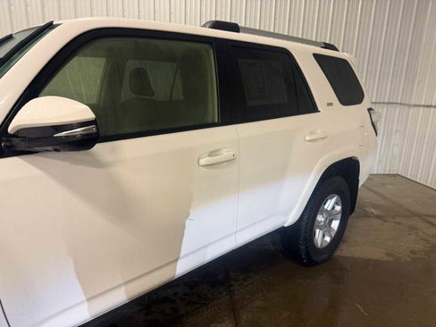 Certified 2023 Toyota 4Runner SR5 Premium w/ Moonroof Package AWD/4WD image 7