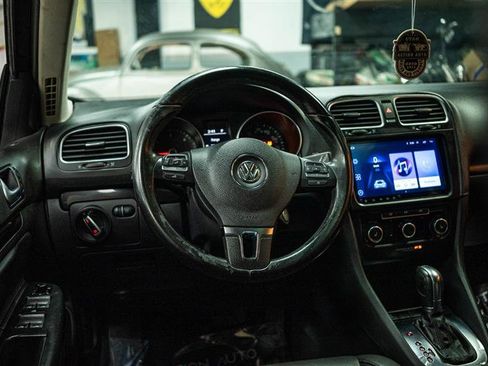 Used 2014 Volkswagen Jetta TDI image 16