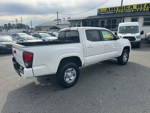 Used 2022 Toyota Tacoma SR image 7