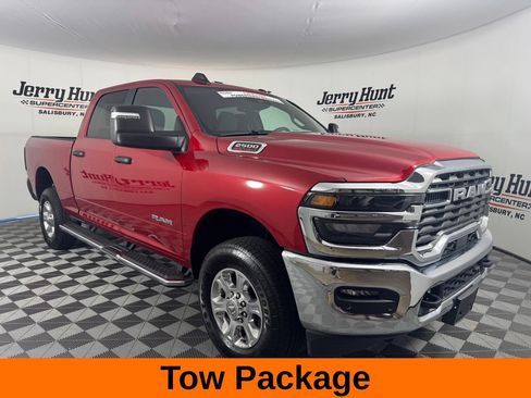 Used 2026 RAM 2500 Big Horn AWD/4WD image 6