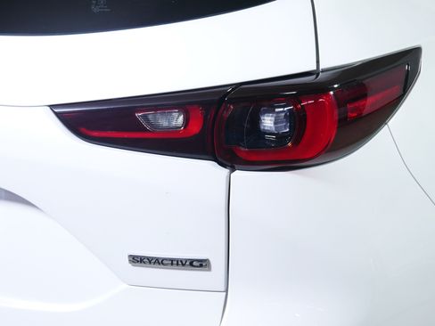 Used 2025 MAZDA CX-5 AWD 2.5 S w/ Preferred Package image 17