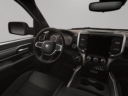 New 2026 RAM 1500 4x4 Crew Cab image 8