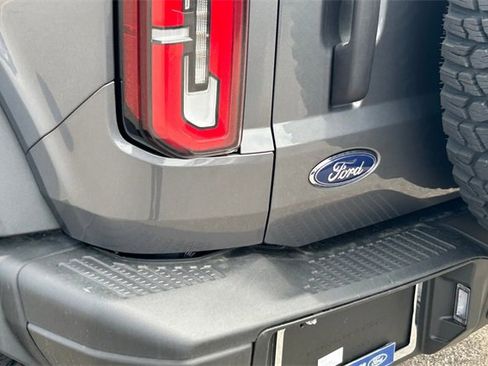 New 2023 Ford Bronco Badlands image 8