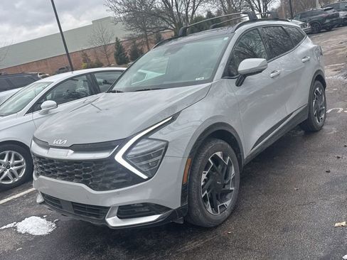 Used 2025 Kia Sportage SX image 2